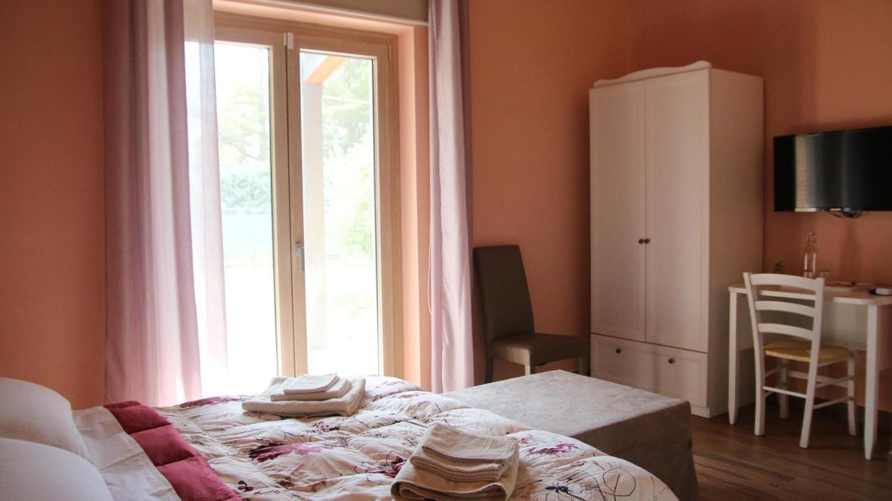 Al Ginepro Panzió Montecchio Kültér fotó